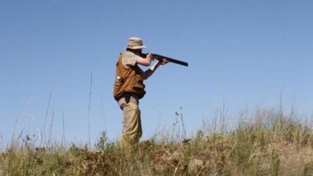 Τραγωδία στην Κόρινθο: Χαροπαλεύει κυνηγός που δέχτηκε σφαίρα στο λαιμό – Τον πέρασαν για θήραμα