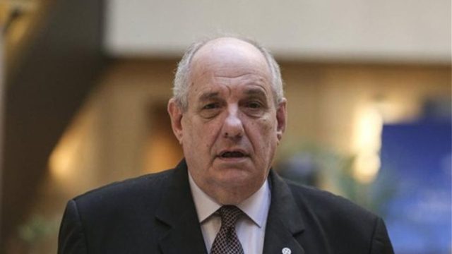 Εξαφανισμένος ο Τέρενς Κουίκ: Θα πάθετε πλάκα με το τι κάνει σήμερα ο δημοσιογράφος