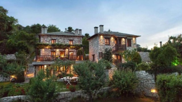 Ο εντυπωσιακός ξενώνας στο Μούρεσι Πηλίου με βαθμολογία 9,8 – Από τον Τάσο Δούση