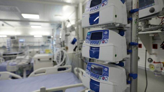 Εφιαλτική πρόβλεψη Τζανάκη: «Μέχρι τα Χριστούγεννα θα έχουμε 3.000 νεκρούς ακόμα»
