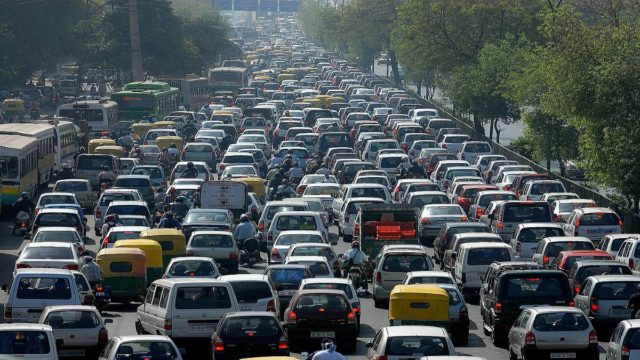 Κίνηση στους δρόμους: Μποτιλιάρισμα στην Αττική – Πού παρατηρούνται καθυστερήσεις