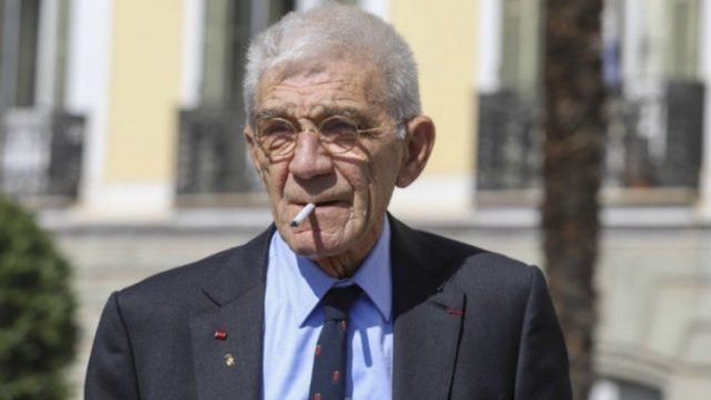 Σοκάρει ο Γιάννης Μπουτάρης: «Είμαι αλκοολικός και βλέπω να πεθαίνω με ένα μπουκάλι κρασί στα χέρια»