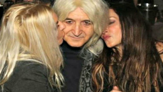 Σάλος με τις «βρωμιές» του Νίκου Καρβέλα – Αννίτα Πάνια και Άννα Βίσση τα έβγαλαν όλα στη φόρα (Video)