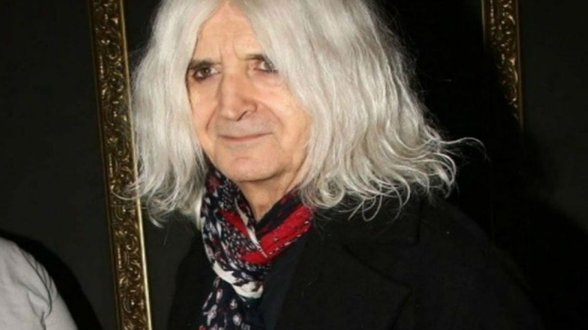 Θάνατος σοκ για τον Νίκο Καρβέλα!
