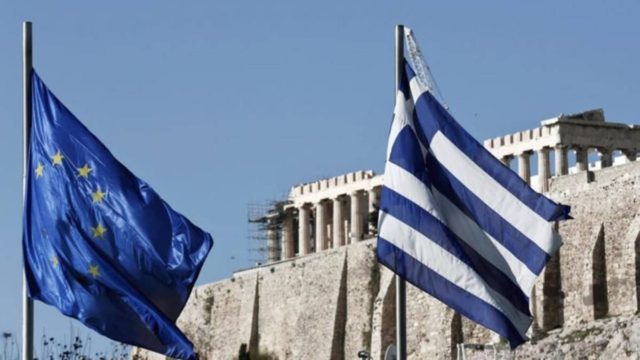 Μια φτωχοποιημένη Ελλάδα: Κινδυνεύει με καταστροφή σχεδόν το 1/3 του πληθυσμού