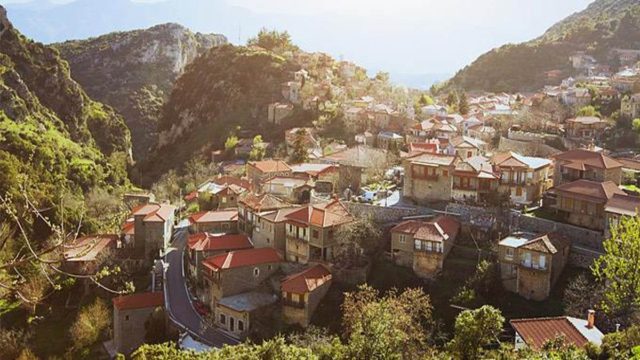 Πελοπόννησος: 2+1 άγνωστα στους περισσότερους αλλά πανέμορφα χωριά της!