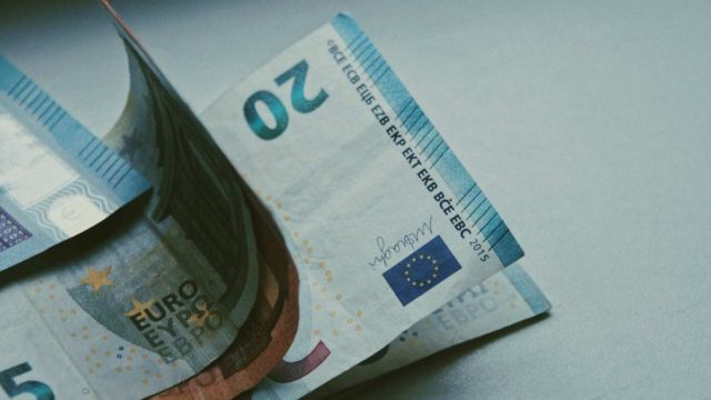 ΕΦΚΑ – ΟΑΕΔ: Πληρωμές από σήμερα – Ποιοι είναι οι δικαιούχοι