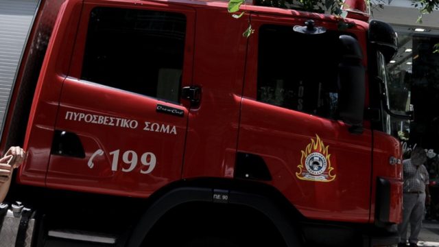 Σχιστό: Ρομά κατέβασαν πυροσβέστες από όχημα και τους έδειραν
