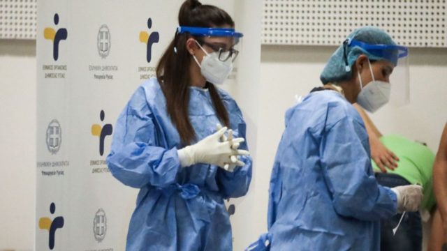 Κορωνοϊός: Στα 3.937 τα νέα κρούσματα – 54 θάνατοι, 354 οι διασωληνωμένοι