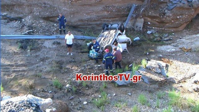 Κινέτα: Σοκαριστικό τροχαίο – Αυτοκίνητο έπεσε από ύψος 12 μέτρων (vid)