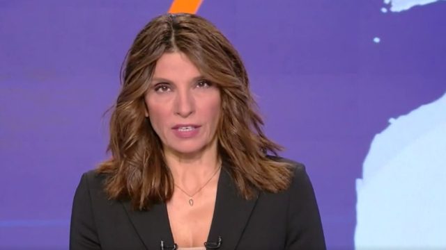 Τραγικό «χτύπημα» στην Πόπη Τσαπανίδου – Δύσκολες ώρες για την παρουσιάστρια