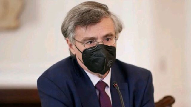 Επιστρέφει ο Σωτήρης Τσιόδρας – Έκτακτες ανακοινώσεις το μεσημέρι