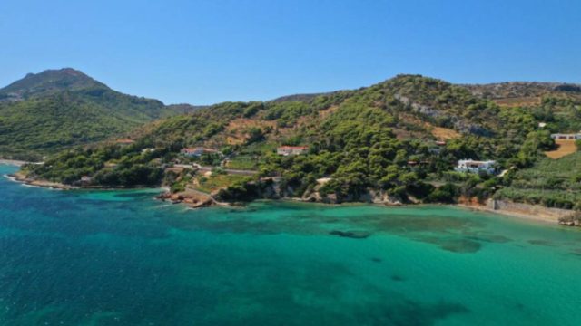 Ένας κρυμμένος «παράδεισος» μόλις 40 λεπτά από την Αθήνα