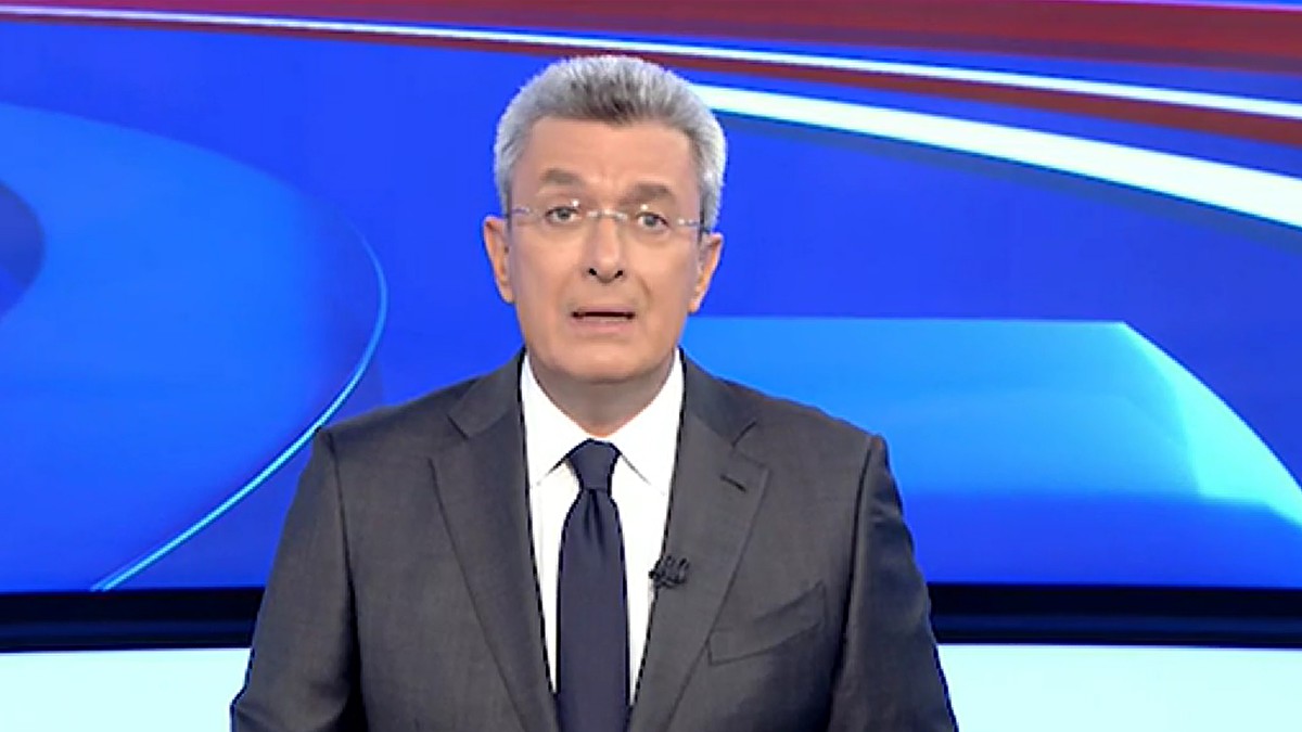 Σε απελπισία ο Νίκος Χατζηνικολάου – «Πάγωσε» με αυτό που του είπαν