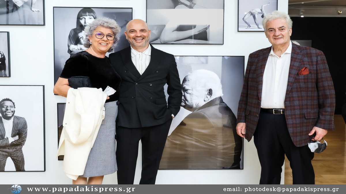 Τα εγκαίνια της έκθεσης φωτογραφίας “Terry Tsiolis”: Portraits στο Μουσείο Μπενάκη (Πειραιώς 138)