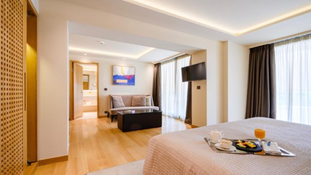 To Somewhere Boutique hotel Vouliagmeni καλωσορίζει τον χειμώνα με μια μοναδική προσφορά!