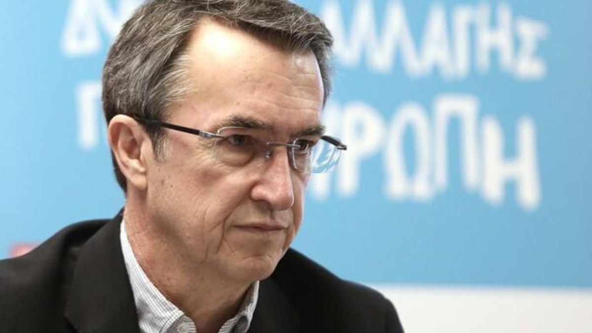 Τούντας: “Lockdown για τους άνω των 65 ετών στις κόκκινες περιοχές, θα πρέπει να υπάρχει υποχρέωση να γίνει η τρίτη δόση”