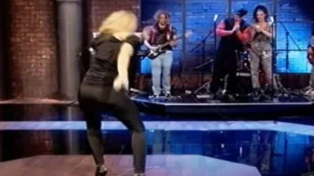 Το θεαματικό ζεϊμπέκικο αθλήτριας που άφησε τους πάντες άφωνους