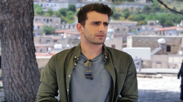“Η Γη της Ελιάς” (29/11): Ο Αλέξης ερωτευμένος ξανά
