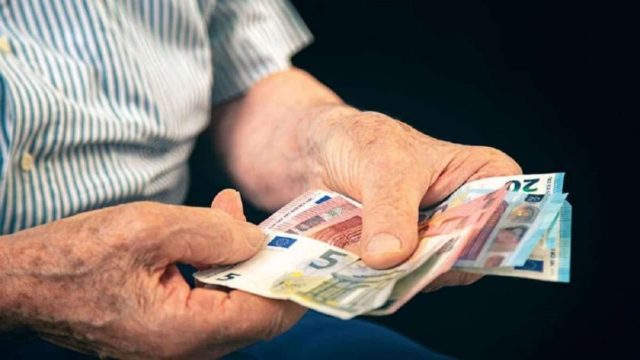 Ποιοι και πότε μπορούν να συνταξιοδοτηθούν πρόωρα και τι σύνταξη θα πάρουν