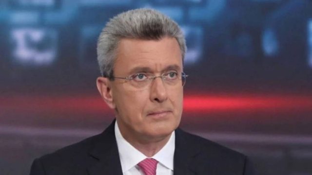 “Έμφραγμα” για τον Νίκο Χατζηνικολάου!