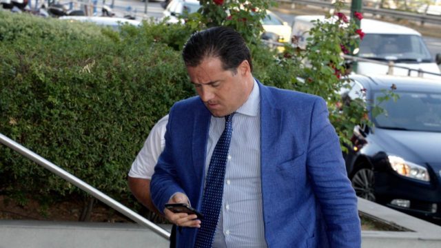 Διευκρινίσεις Γεωργιάδη: «Ψώνια με click away οι μη εμβολιαμένοι»