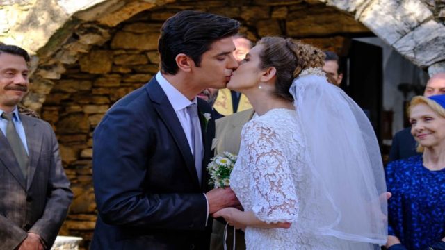 Άγριες Μέλισσες: Φουντώνουν οι φήμες για Ελένη και Λάμπρο – Είναι μαζί και στη ζωή;