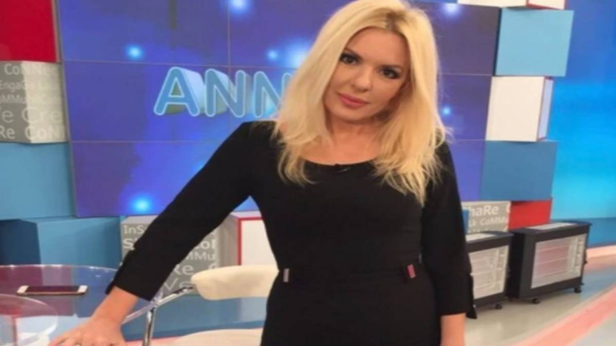 Ένα παλάτι για την Αννίτα Πάνια: Η μοναδική φωτογραφία από το εσωτερικό του σπιτιού της