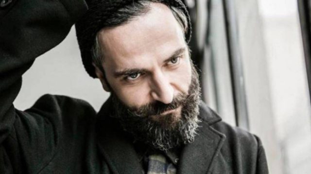 Δεν είναι μόνο ο Σερβετάλης – Ελληνικό συγκρότημα αρνητές εμβολίου – Τι γράφουν στο Facebook