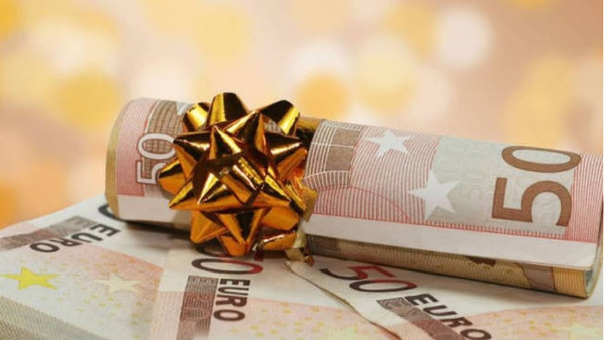 Δώρο Χριστουγέννων 2021: Έτσι θα το υπολογίσετε – Πότε θα πληρωθείτε