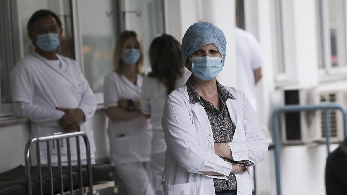 Οικονόμου: “Ξεκινά αύριο η επίταξη των ιδιωτών γιατρών”