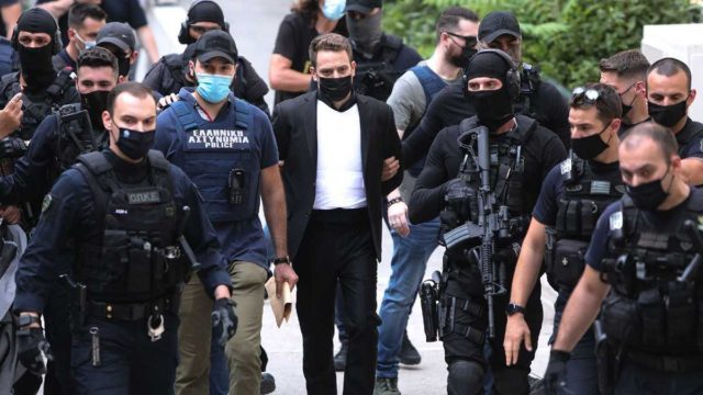 Έγκλημα στα Γλυκά Νερά: Αδιανόητο το θράσος του Μπάμπη Αναγνωστόπουλου – Το προφίλ που «πουλάει» ακόμη και τώρα για να γλιτώσει
