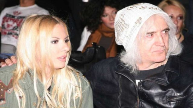 Πανικός στο δρόμο με Αννίτα Πάνια και Νίκο Καρβέλα: Φώναζαν χωρίς να υπολογίζουν τον κόσμο