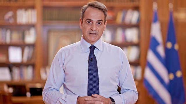 Ραγδαίες εξελίξεις λόγω… Όμικρον – Νέα μέτρα ανακοινώνει ο Μητσοτάκης ενόψει Χριστουγέννων
