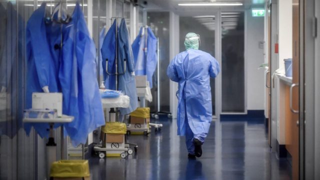 Αγρίνιο: Πέθανε 51 ετών ανεμβολίαστος πατέρας τριών παιδιών