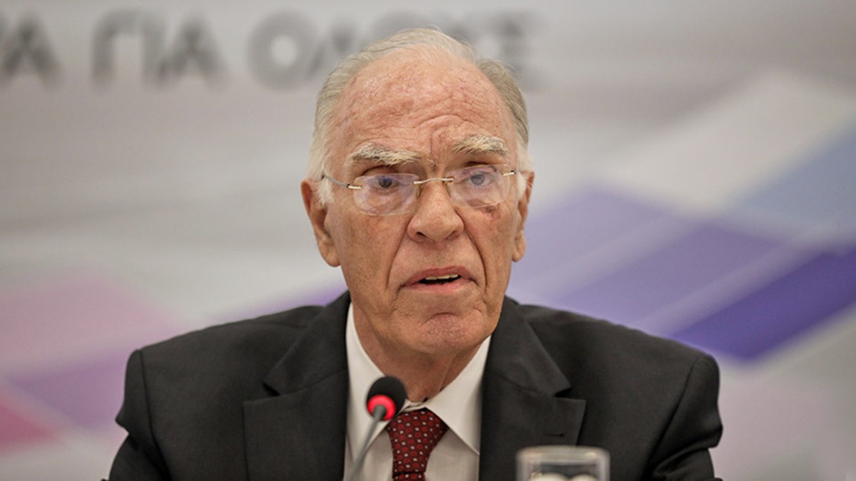 Έκτακτες εξελίξεις για την υγεία του Βασίλη Λεβέντη – Τι συμβαίνει μετά την αποσωλήνωσή του