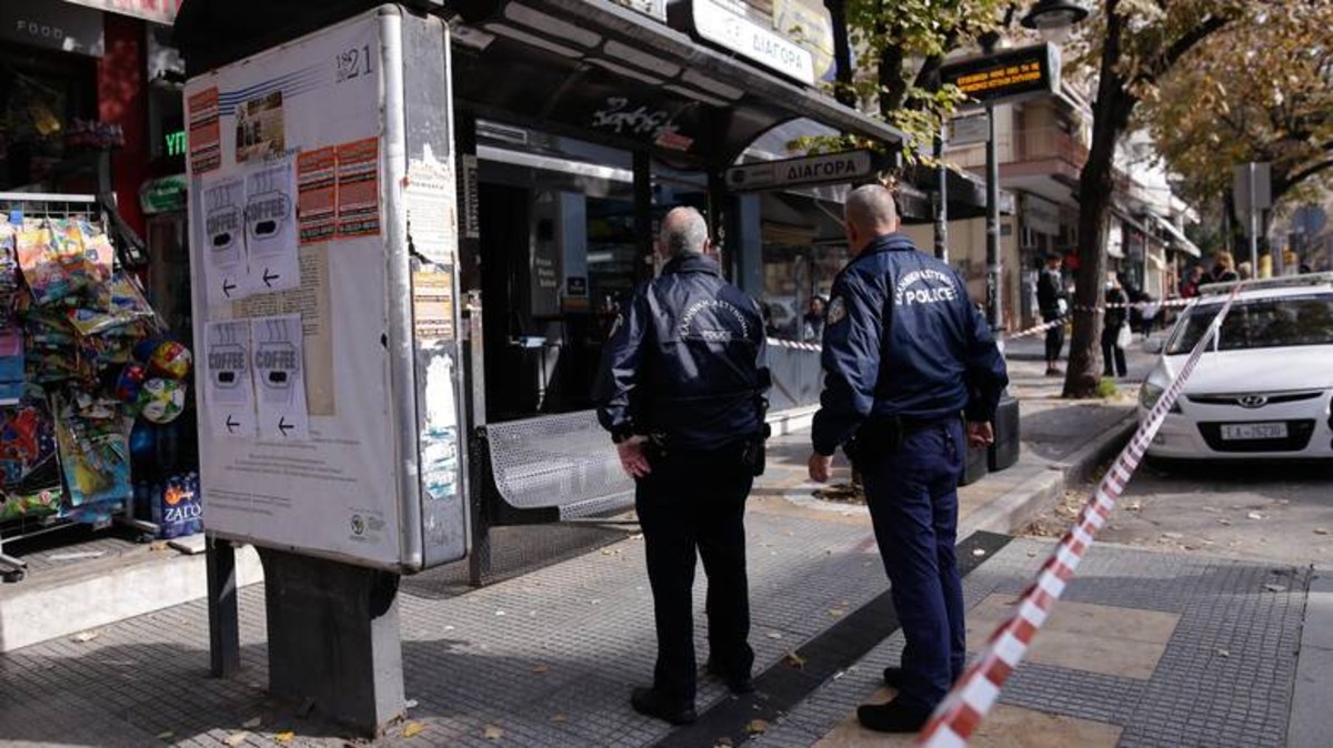 Θεσσαλονίκη: Βίντεο-ντοκουμέντο από τη ληστεία σε ψιλικατζίδικο – Ο Μάριος προσπάθησε να αφοπλίσει το δράστη