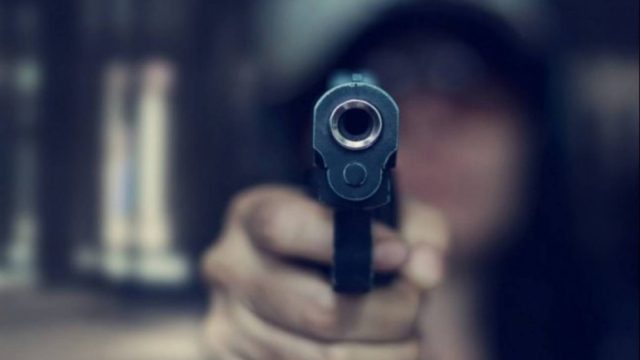 Εφιάλτης στην Κυψέλη: Ένοπλος ληστής έβαλε σακούλα στο κεφάλι νεαρού και άρπαξε μεγάλο χρηματικό ποσό! (video)