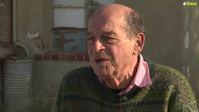 Μας «τρέλανε» ο Μανούσος Μανουσάκης: «Μου πρότειναν να κάνω σειρά με έρωτα εμβολιασμένου και ανεμβολίαστης»