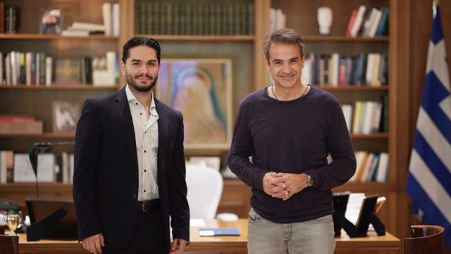 Χρήστος Μάστορας μετά τη συνάντηση με Μητσοτάκη: «Πλέω σε πελάγη ευτυχίας και βουρκώνω από συγκίνηση»