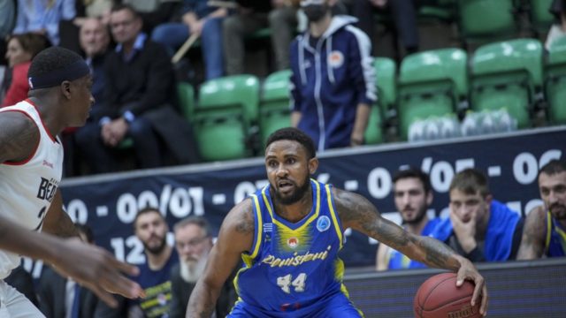 Μπάκεν-Περιστέρι 83-75: Με την πλάτη στον τοίχο…