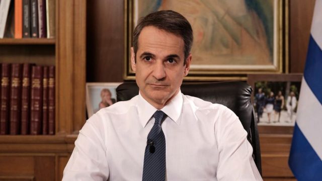 Αναβάλλεται το συνέδριο της ΝΔ – Ανησυχία Μητσοτάκη για τη μετάλλαξη Όμικρον