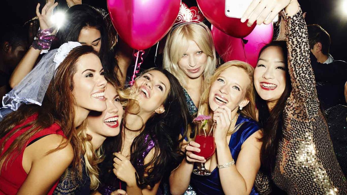 Μεσσηνία: “Αφρικανικά όργια” σε bachelor party νύφης – Ο γάμος πήγε περίπατο