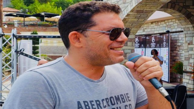 Γρηγόρης Μπιθικώτσης: Μπαίνει στο “Survivor” παρότι η σύζυγός του είναι ετοιμόγεννη; (video)