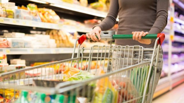 Προ των πυλών νέα μέτρα στα σούπερ μάρκετ – Ανοικτό το ενδεχόμενο αλλαγής λειτουργίας τους