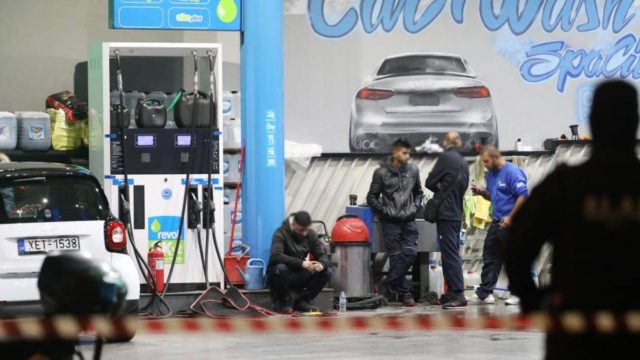Έγκλημα στην Νίκαια: Μαφιόζικο το χτύπημα στο βενζινάδικο – Ιδιοκτήτης του βενζινάδικου ο νεκρός από τα πυρά