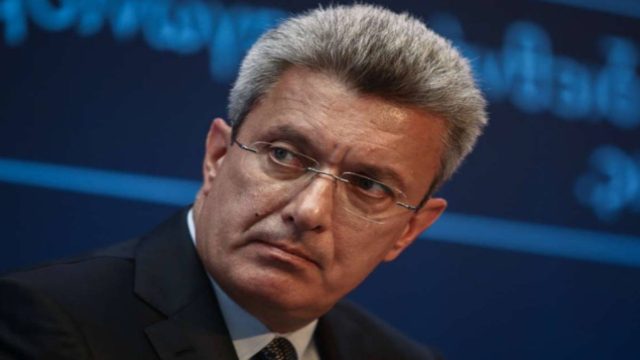 Αμαξάρα: Αυτό είναι το αυτοκίνητο του Νίκου Χατζηνικολάου
