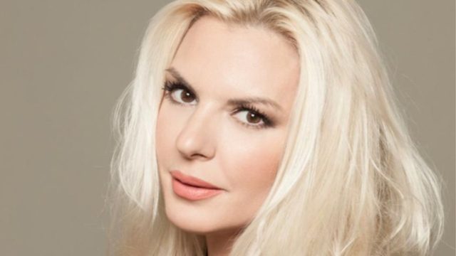 Ανατροπή με την Αννίτα Πάνια: Με αυτόν τον πασίγνωστο Έλληνα… την έπιασαν μετά τον χωρισμό με τον Νίκο Καρβέλα