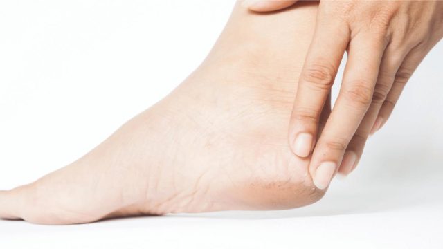Απόκτησε μεταξένια πόδια με…μπανάνα! – Απίστευτο κόλπο