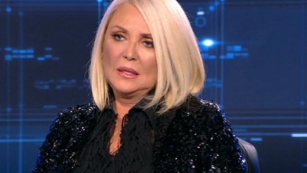 Σάλος με τη Κορομηλά: «Η Ρούλα με αποκαλεί «γλωσσάρα»